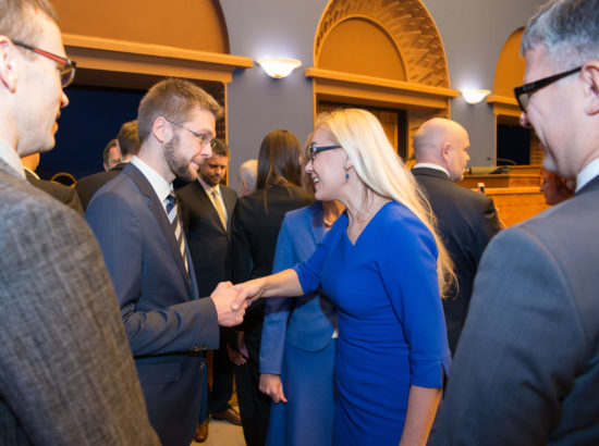 Riigikogu täiskogu istung, uue valitsuse liikmed ja Riigikogu liikmed andsid ametivande